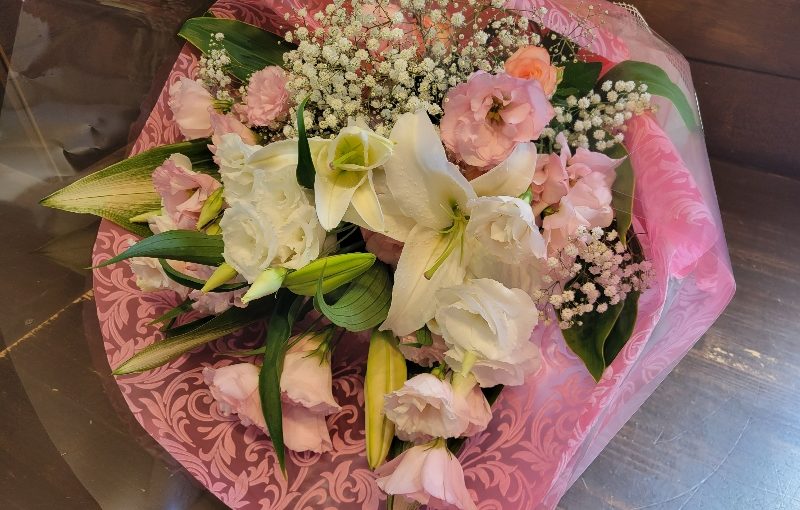 8月23日 大切な奥様へ−花国湘南台店お花の日記